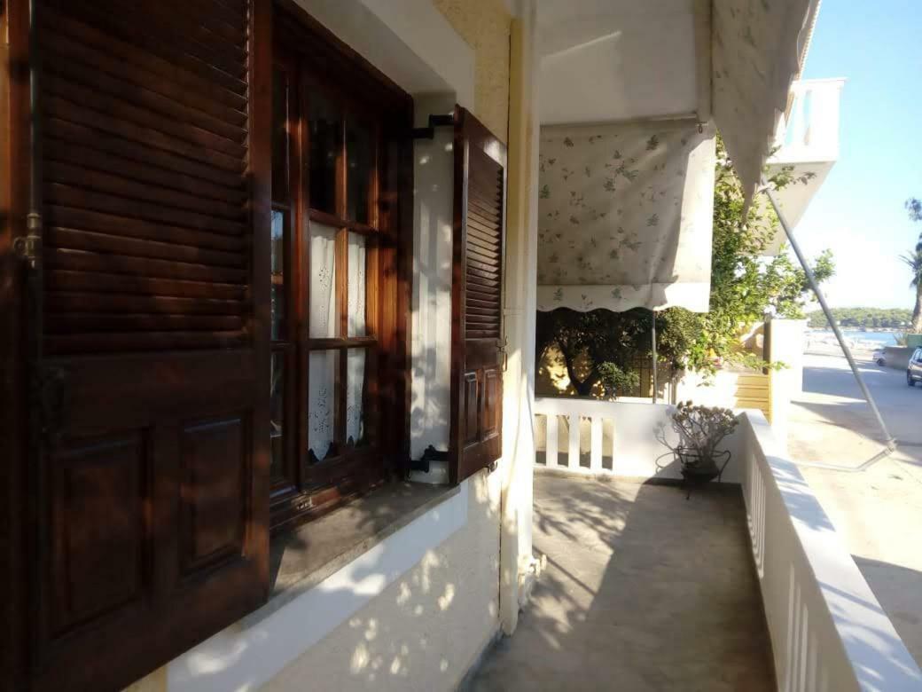 Artistica Villa แอร์มิโอนี ภายนอก รูปภาพ